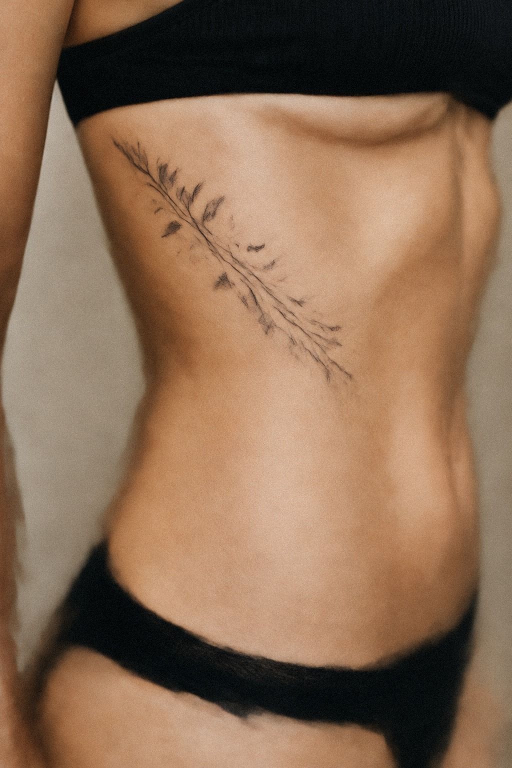 Birth Flower Shoulder Tattoos for Meaningful Dates