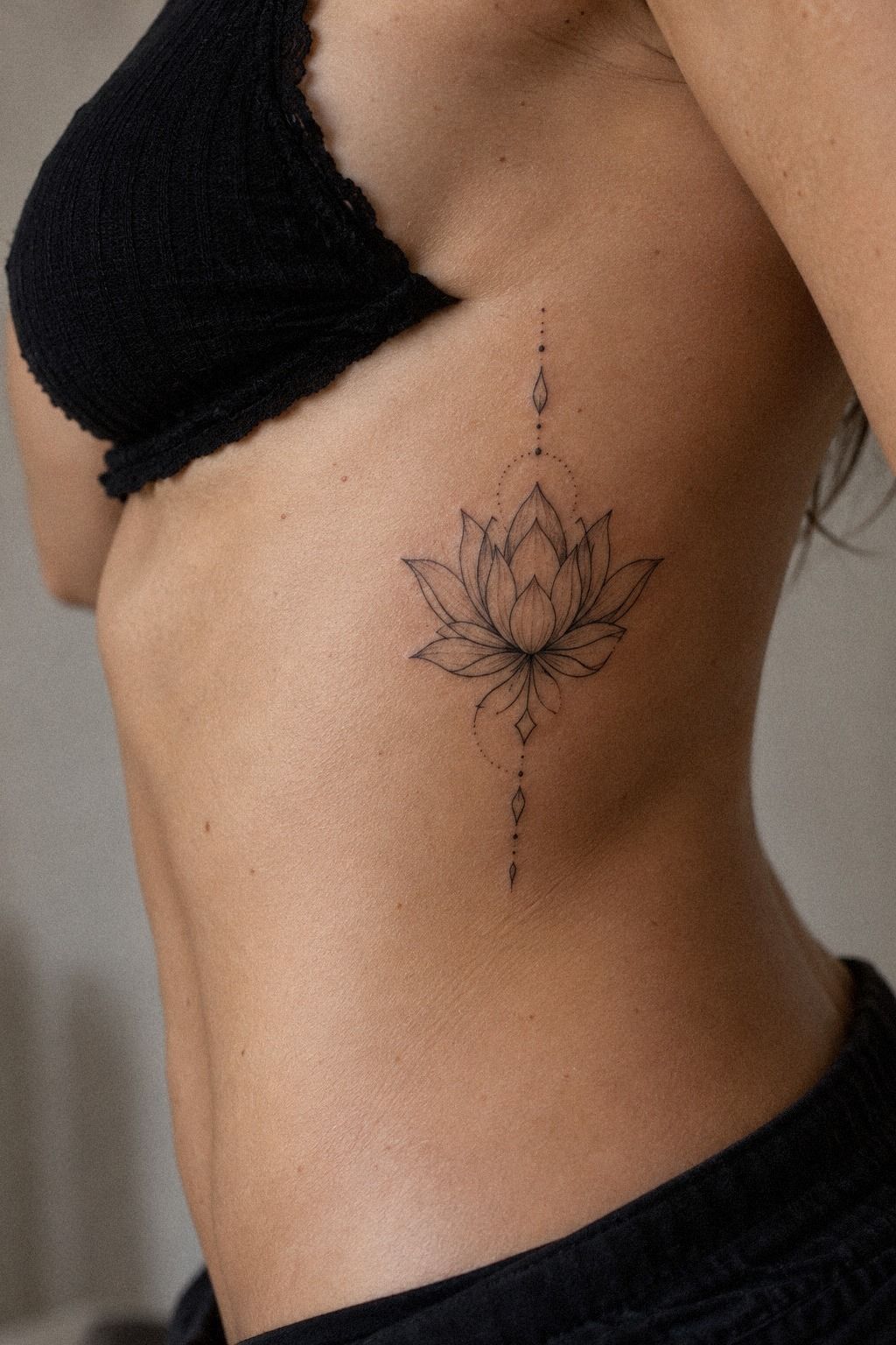 Make a Bold Fine Line Lotus with Stem Script