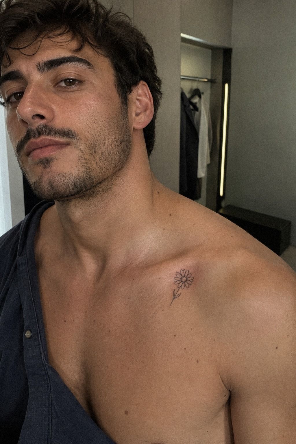 Collarbone: A Visible or Private Choice?
